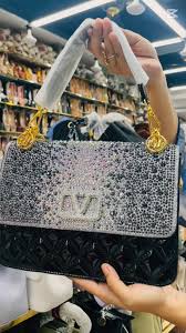 Feel Kiss bag